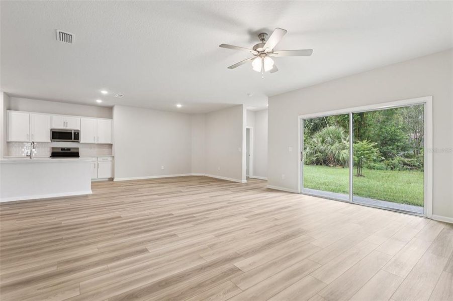 Spacious, unfurnished interior of a new home in , Palm Coast (Image 37).