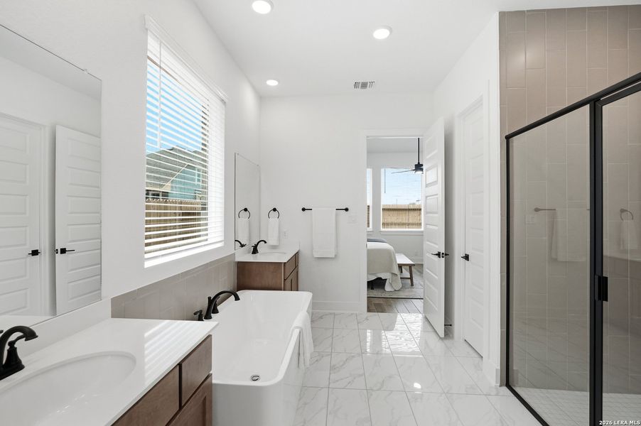 Furnished interior view inside a new home in Prominence Urban, San Antonio (Image 33). Furnished interior view inside a new home in Prominence Urban, San Antonio (Image 33).