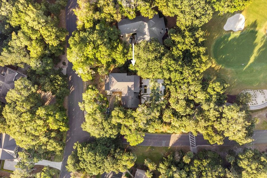 Image 98 of a home in .