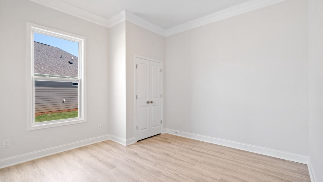 Spacious, unfurnished interior of a new home in Sunset Summits, Spartanburg (Image 17). Spacious, unfurnished interior of a new home in Sunset Summits, Spartanburg (Image 17).