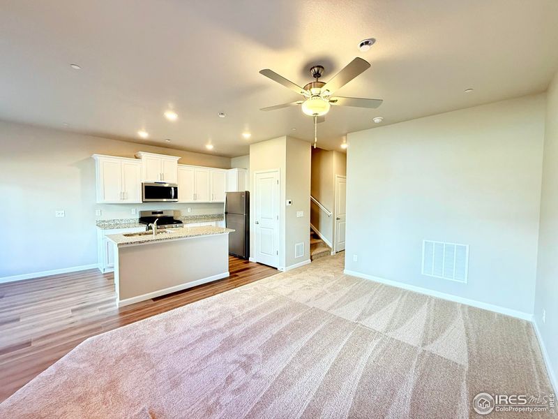 Spacious, unfurnished interior of a new home in Johnstown Village, Johnstown (Image 15).