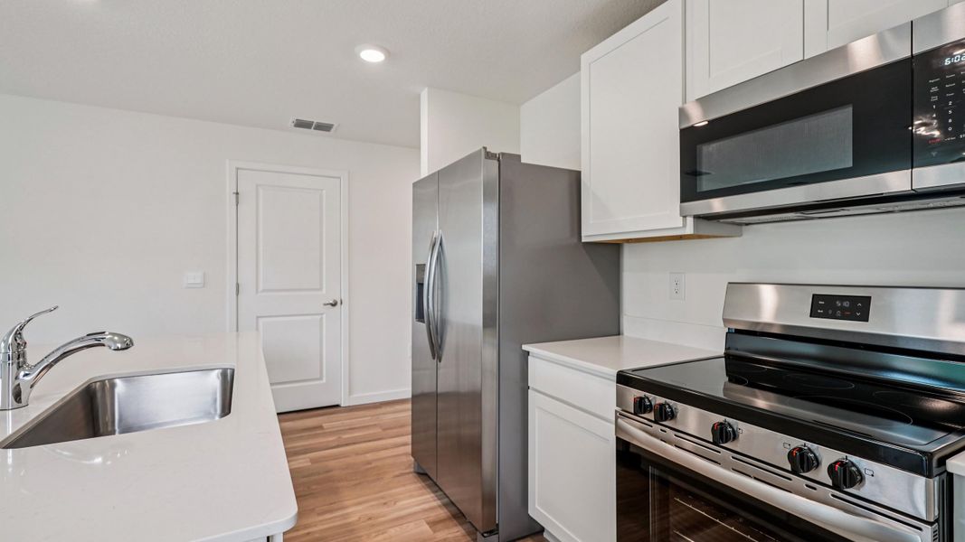 Representative furnished interior of a home built from the Greenbriar by D.R. Horton in Somerset Bay, Spring Hill (Image 15). Representative furnished interior of a home built from the Greenbriar by D.R. Horton in Somerset Bay, Spring Hill (Image 15).