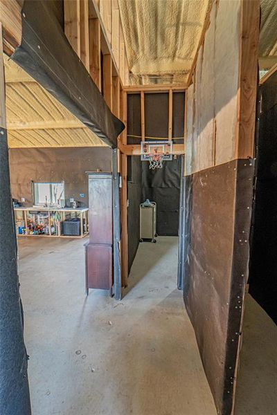 Spacious, unfurnished interior of a new home in , Breckenridge (Image 12).