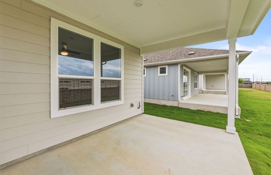 Exterior details and patio area of a home in Sun City Texas, Georgetown (Image 20).