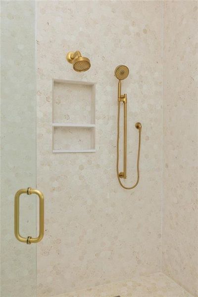 Image 34 of a home in .