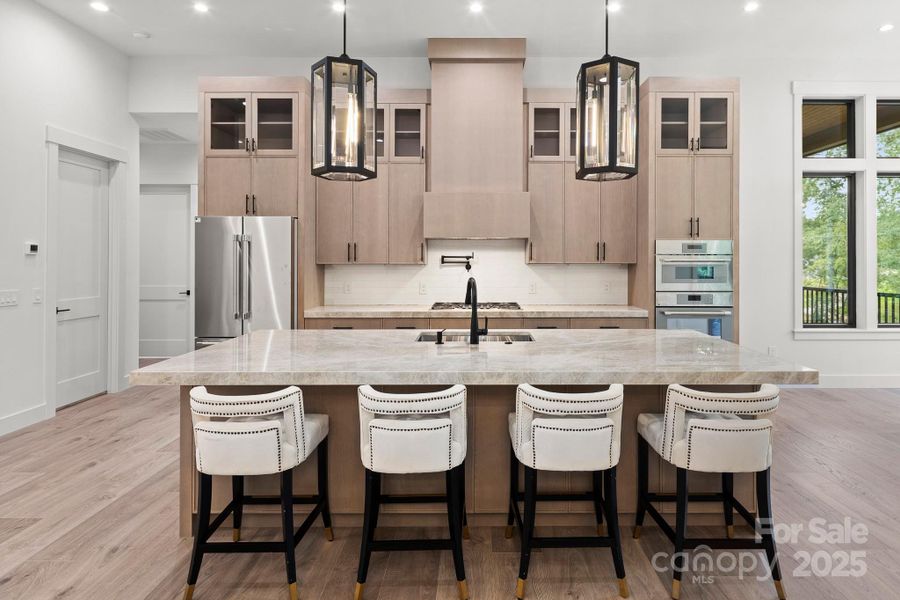 Model Home Example - Finishes subject to be different Model Home Example - Finishes subject to be different