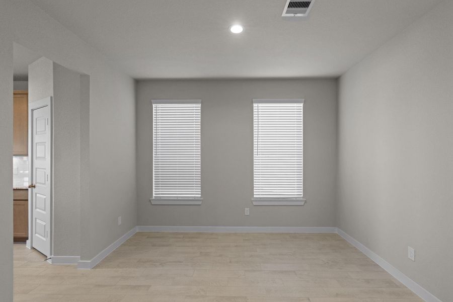 Spacious, unfurnished interior of a new home in Briarwood Crossing, Rosenberg (Image 19). Spacious, unfurnished interior of a new home in Briarwood Crossing, Rosenberg (Image 19).