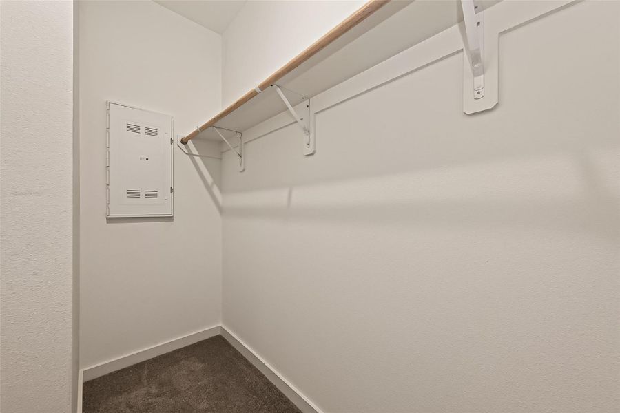 Spacious, unfurnished interior of a new home in Aldeana, Bonney (Image 32).