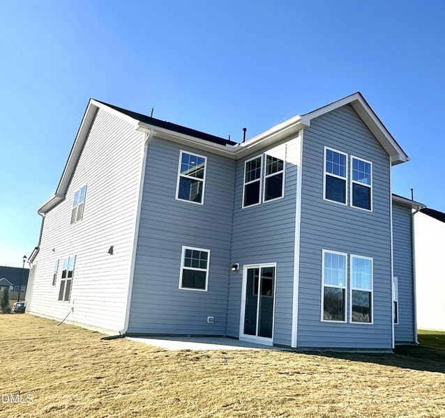 Drayton Backard Angle Left Drayton Backard Angle Left