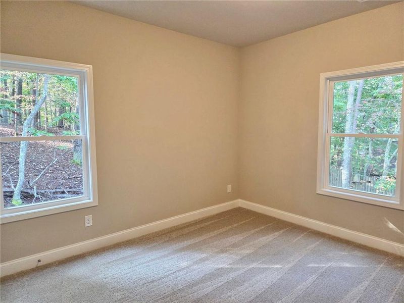 Spacious, unfurnished interior of a new home in , Waleska (Image 9).