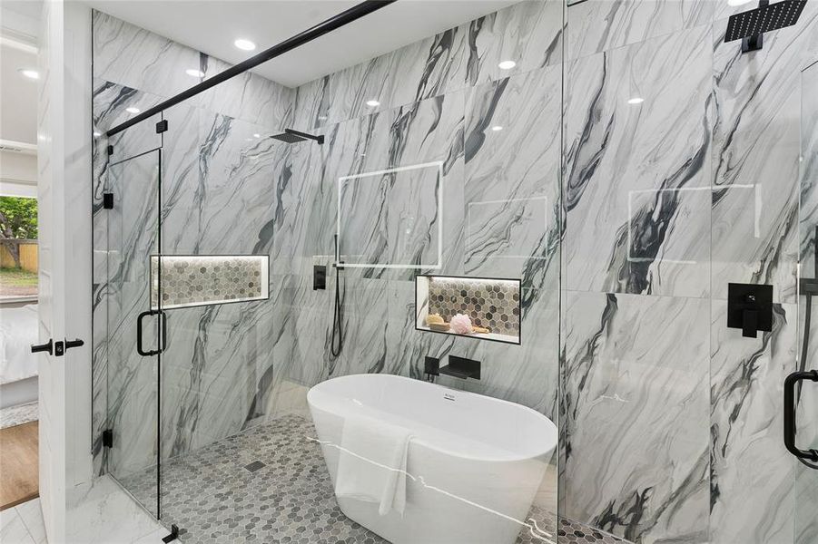 Furnished interior view inside a new home in , Dallas (Image 15).