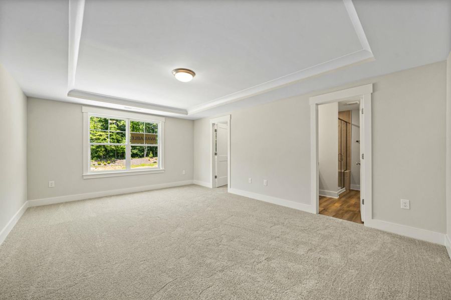 Spacious, unfurnished interior of a new home in Harbor Crossing, Greensboro (Image 26).