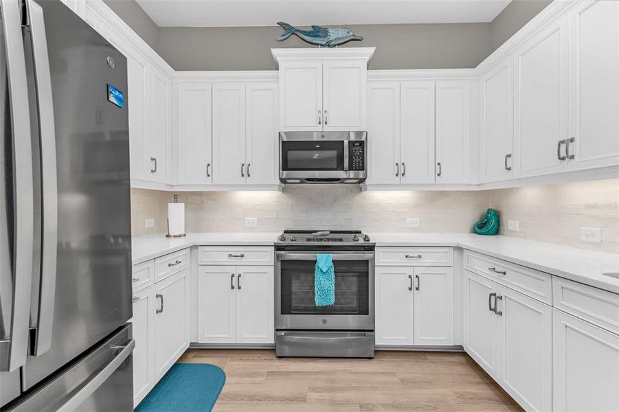 Furnished interior view inside a new home in , Punta Gorda (Image 6). Furnished interior view inside a new home in , Punta Gorda (Image 6).