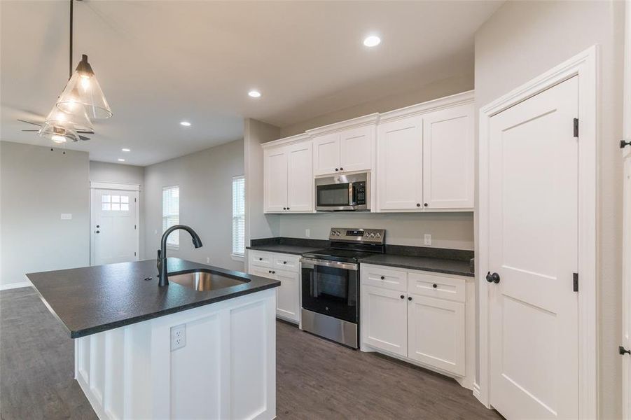 Furnished interior view inside a new home in , Abilene (Image 6).