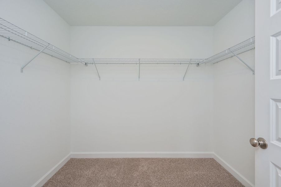 Spacious, unfurnished interior of a new home in , Crestview (Image 28).