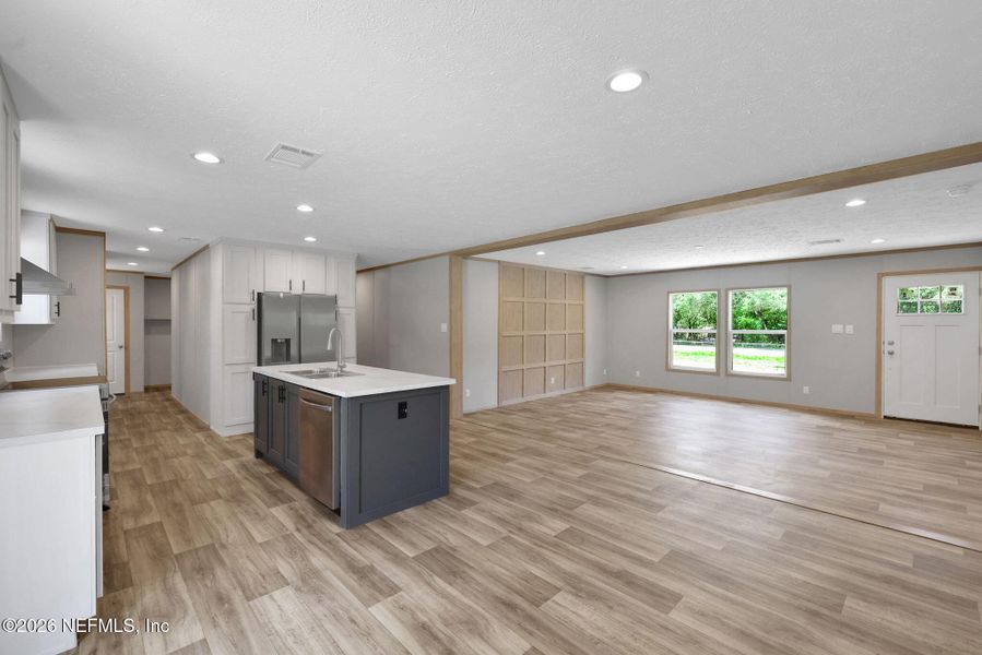 Spacious, unfurnished interior of a new home in , Keystone Heights (Image 34).