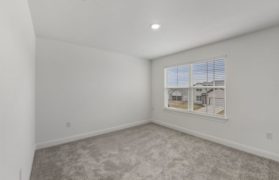 Spacious, unfurnished interior of a new home in Lagos, Manor (Image 17).