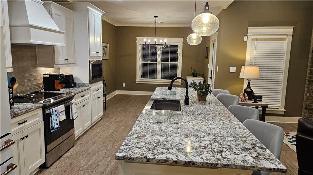 Furnished interior view inside a new home in , Kathleen (Image 19).