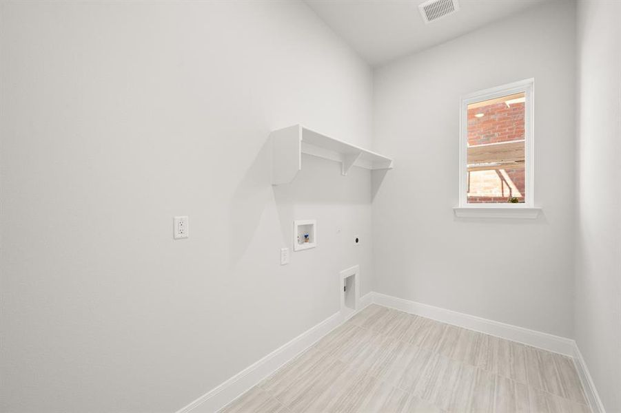 16953 Leatherflower- Utility-1