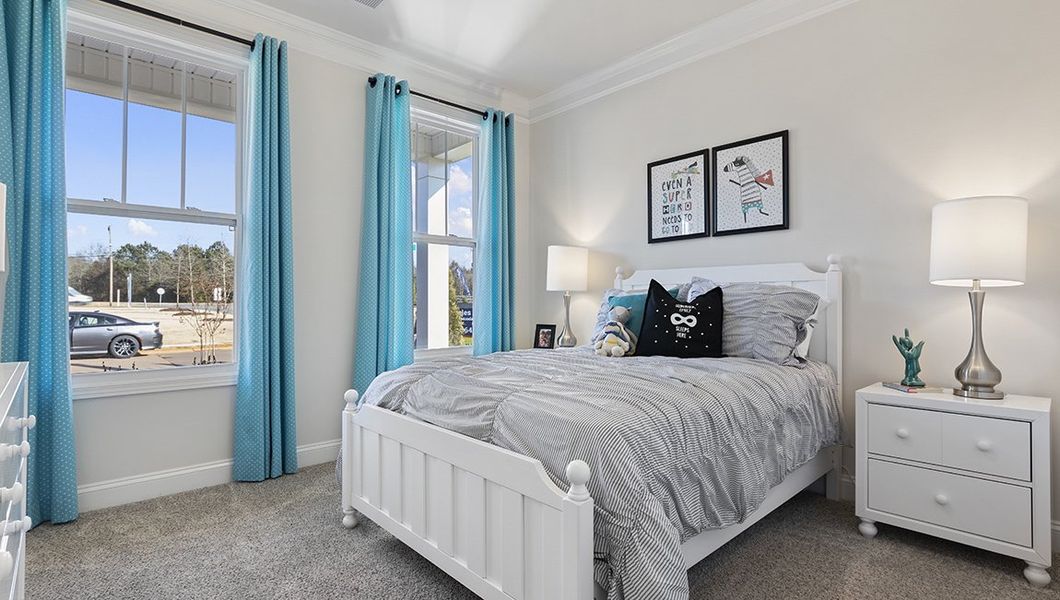 Representative furnished interior of a home built from the ROBINSON by D.R. Horton in Cottonwood Ridge, Piedmont (Image 22).