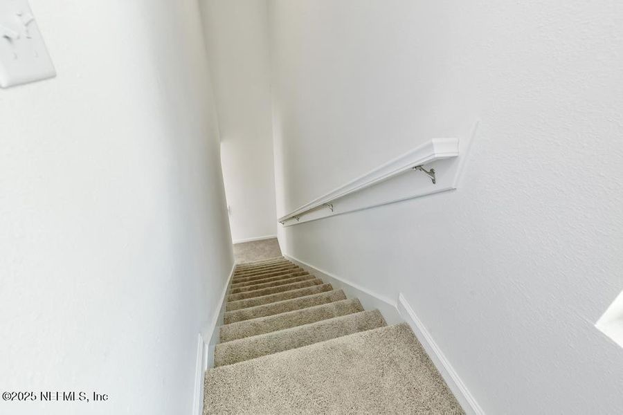 Spacious, unfurnished interior of a new home in , Jacksonville (Image 32).