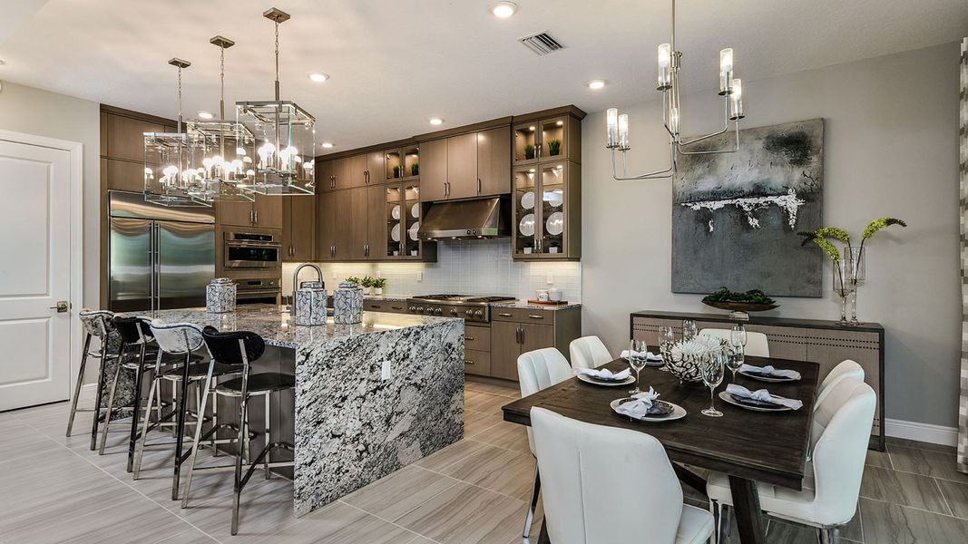 Casual Dining & Kitchen