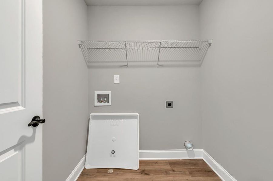 Spacious, unfurnished interior of a new home in , Lawrenceville (Image 18).