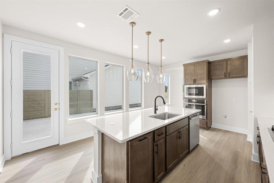 1214 Laurel- Kitchen-4