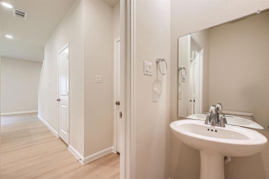 Furnished interior view inside a new home in Sperling Farms, Ferris (Image 9). Furnished interior view inside a new home in Sperling Farms, Ferris (Image 9).