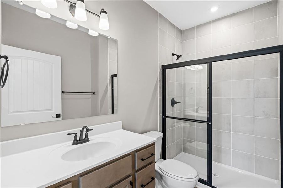 Furnished interior view inside a new home in Twin Lakes, Hoschton (Image 9).