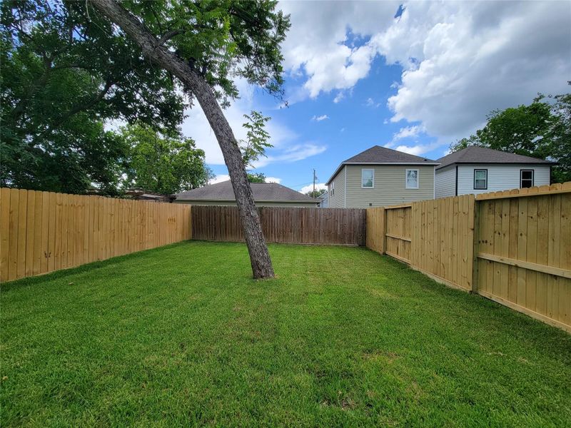 Exterior details and patio area of a home in , Houston (Image 4).