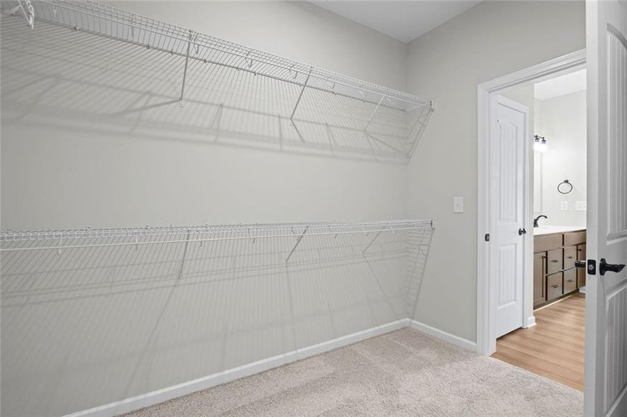 Spacious, unfurnished interior of a new home in Laurel Farms, Dallas (Image 35). Spacious, unfurnished interior of a new home in Laurel Farms, Dallas (Image 35).
