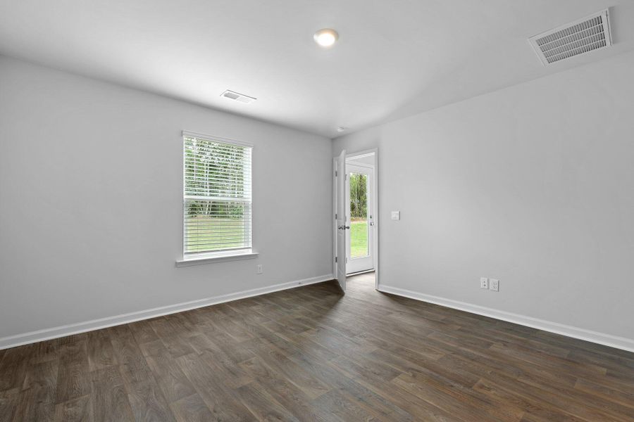 Spacious, unfurnished interior of a new home in Pine Hills at Cane Bay, Summerville (Image 19). Spacious, unfurnished interior of a new home in Pine Hills at Cane Bay, Summerville (Image 19).