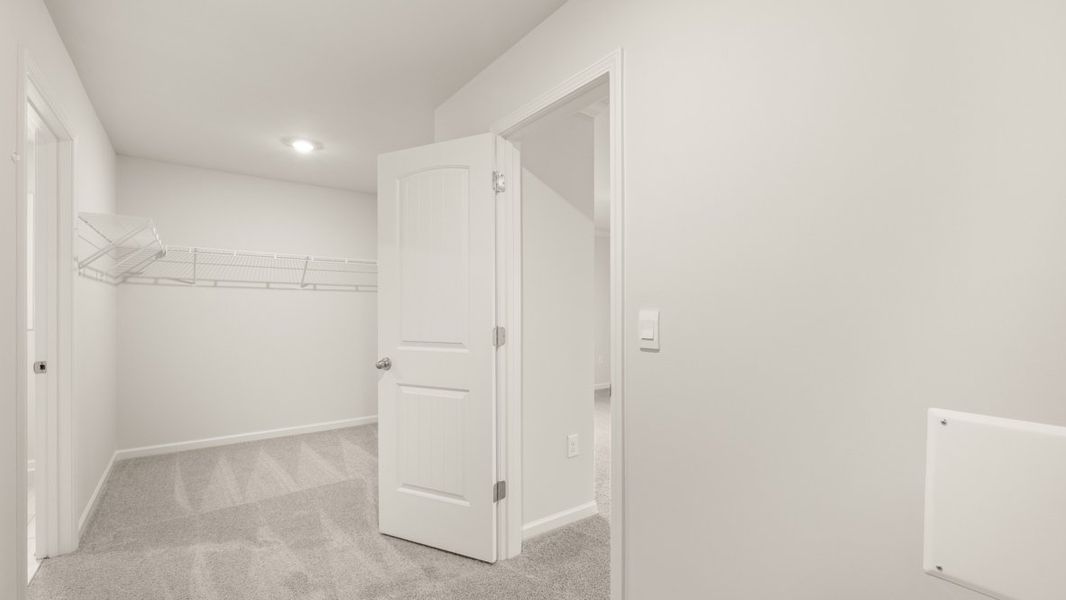 Spacious, unfurnished interior of a new home in Thalley Creek Estates, Cumming (Image 28).