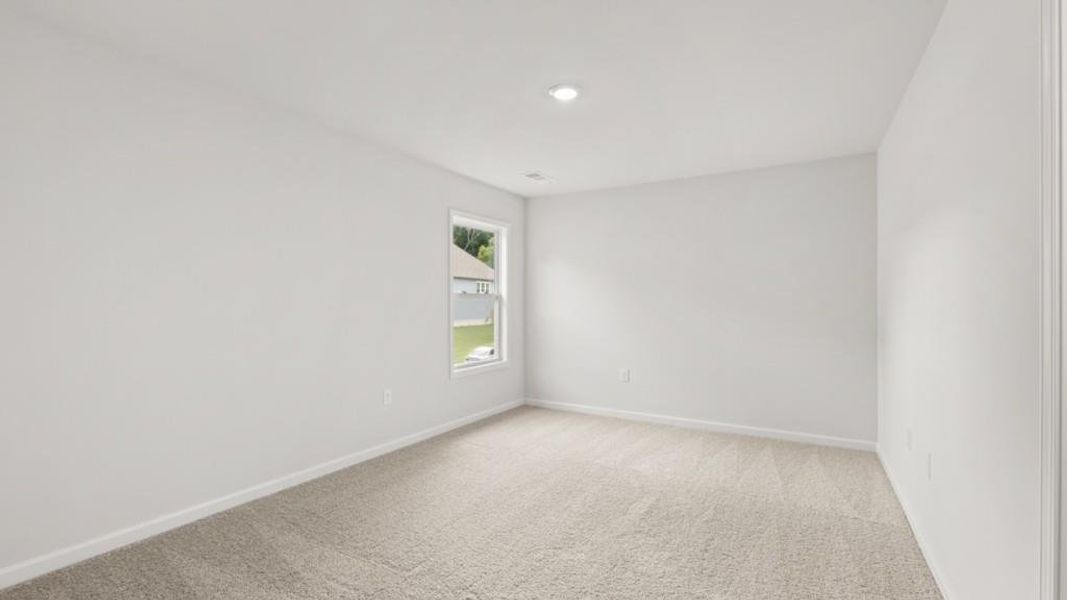 Spacious, unfurnished interior of a new home in Haven Abbey, Cumming (Image 29).