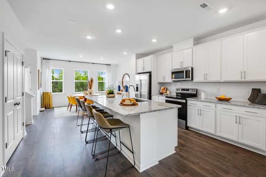 cobblestone-439-rowe-kitchen-001