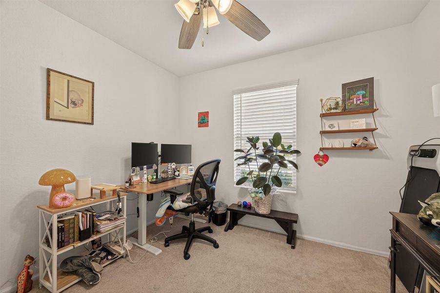 Furnished interior view inside a new home in , Baytown (Image 18).
