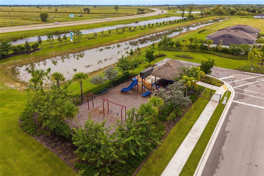 Community amenities in , Labelle (Image 39).