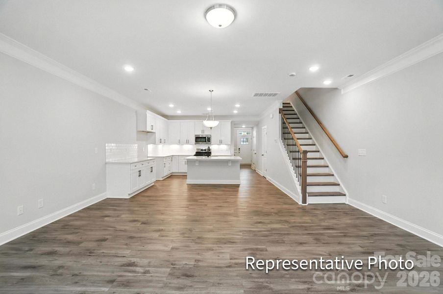 Spacious, unfurnished interior of a new home in Harrisburg Village, Harrisburg (Image 12).