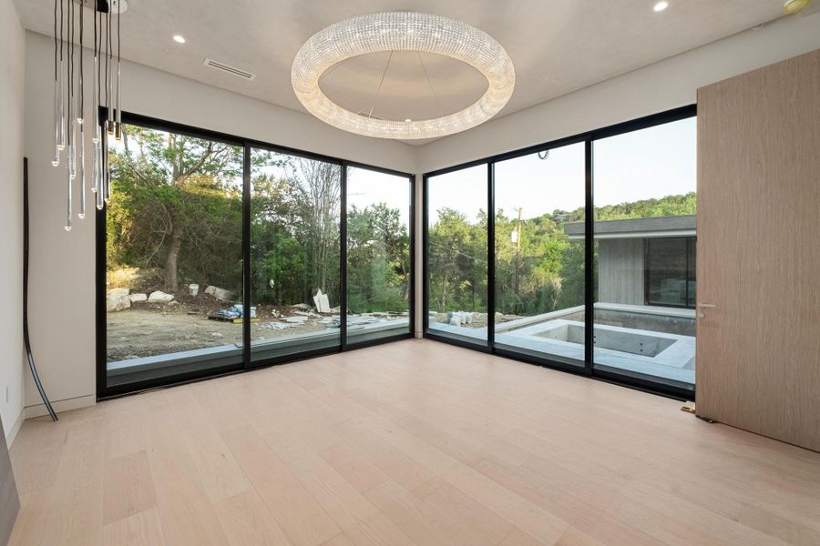 Spacious, unfurnished interior of a new home in , West Lake Hills (Image 21).