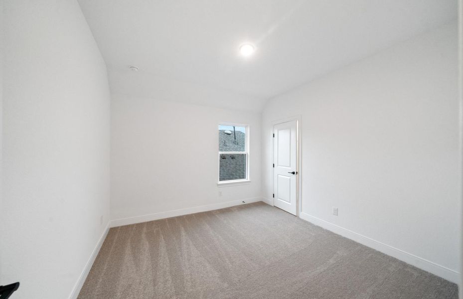 Image 25 of a home in Valencia. Image 25 of a home in Valencia.