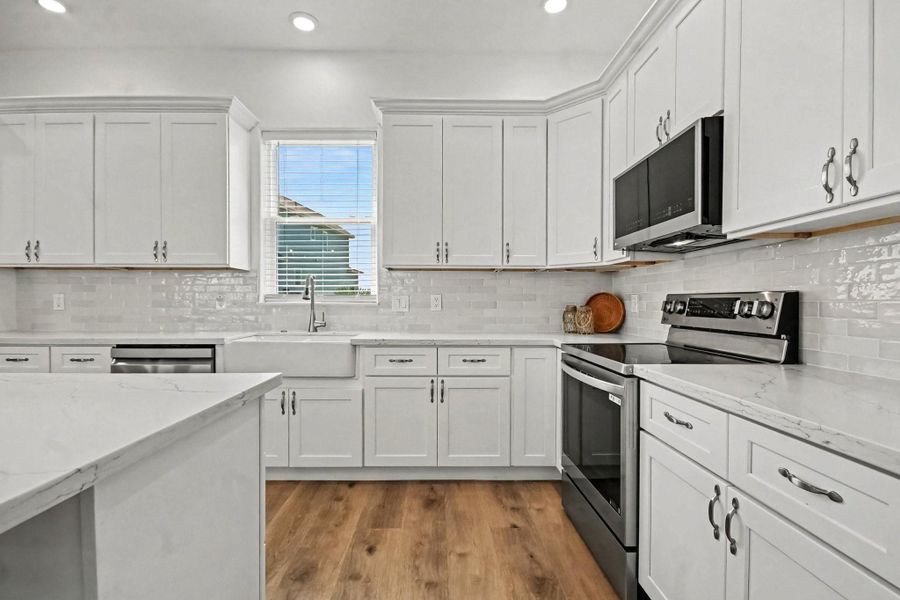 Furnished interior view inside a new home in , Galveston (Image 13).