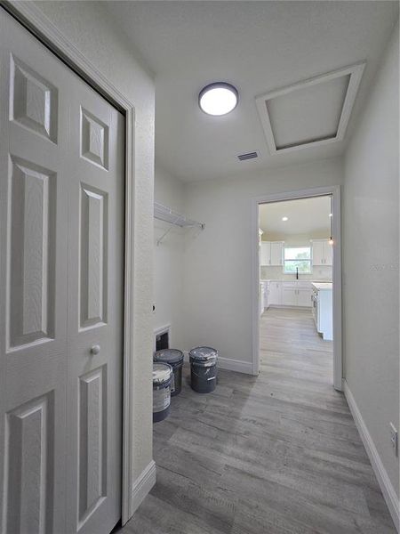 Spacious, unfurnished interior of a new home in , Ocala (Image 29).
