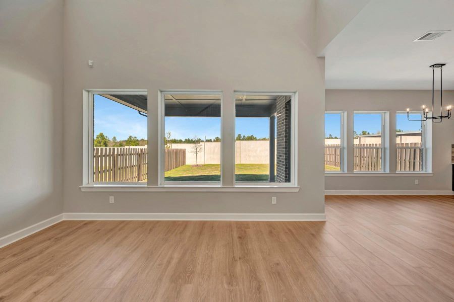 Spacious, unfurnished interior of a new home in COLTON - Reserve Collection, Todd Mission (Image 21).