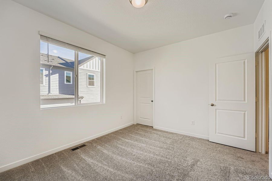 Spacious, unfurnished interior of a new home in , Centennial (Image 12).