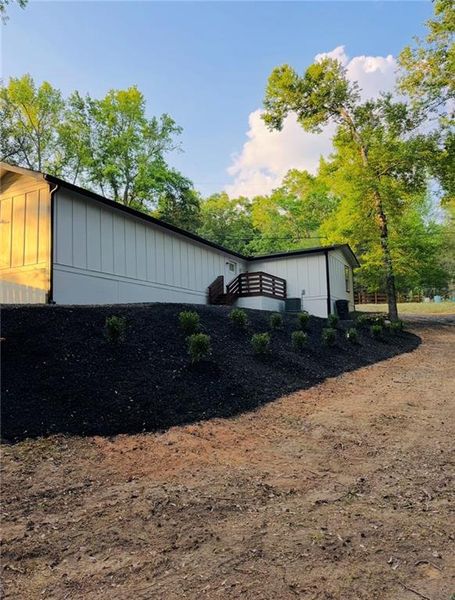 Exterior details and patio area of a home in , Conyers (Image 23).