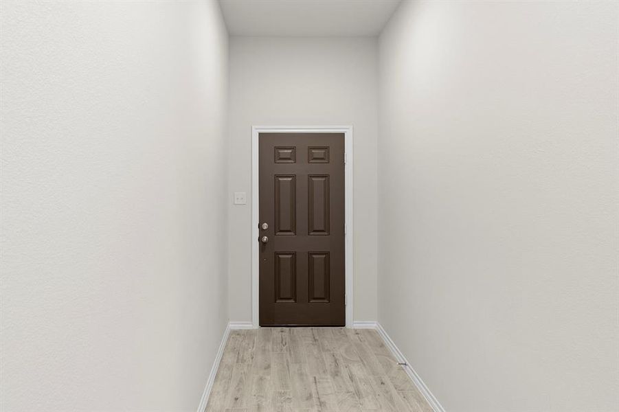 03. 3002 Stillwater - Entry