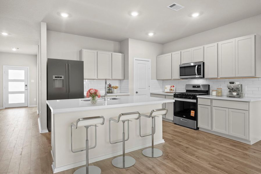 Furnished interior view inside a new home in Laurel Landing, Alvin (Image 5).