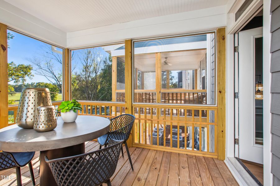 Linville-Parc Townes Model-main level-sc