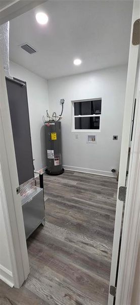 Image 14 of a home in . Image 14 of a home in .